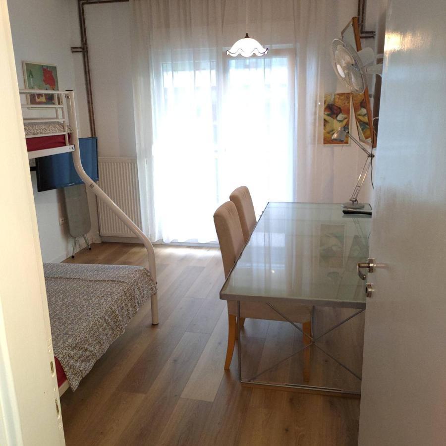 Promenade Apartment With Sea View Salonicco Esterno foto