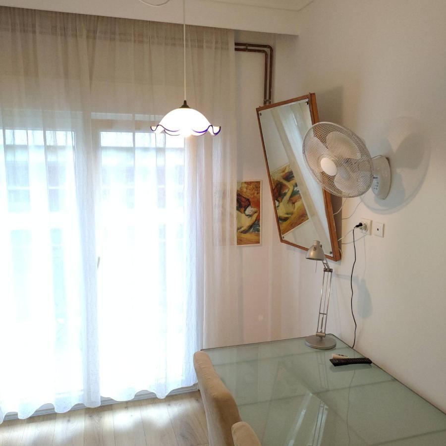 Promenade Apartment With Sea View Salonicco Esterno foto