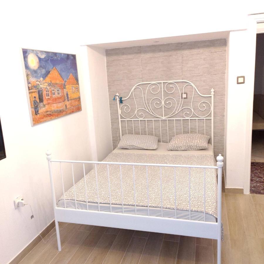 Promenade Apartment With Sea View Salonicco Esterno foto