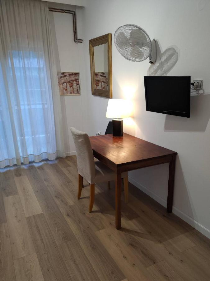 Promenade Apartment With Sea View Salonicco Esterno foto